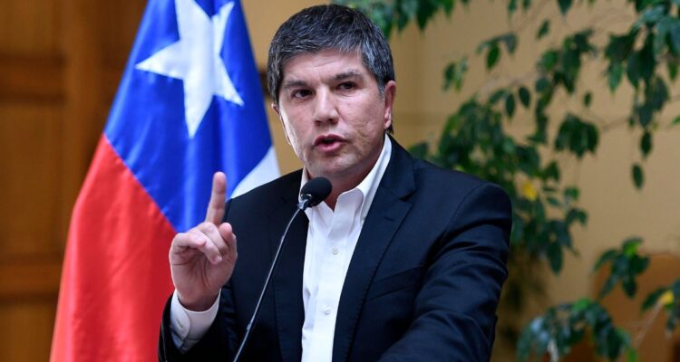 A un mes de acusación por violación: PDI detiene a exsubsecretario Manuel Monsalve