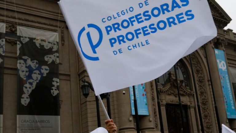 Colegio de profesores asistirá al congreso a exigir ley que proteja de la creciente violencia escolar