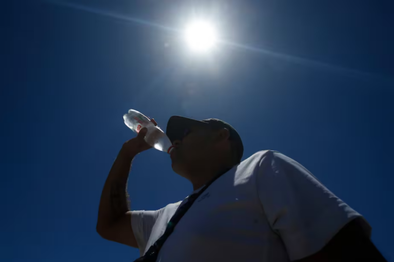 Nuevo aviso por calor extremo: Dirección Meteorológica alerta hasta 36 °C entre Maule y Biobío