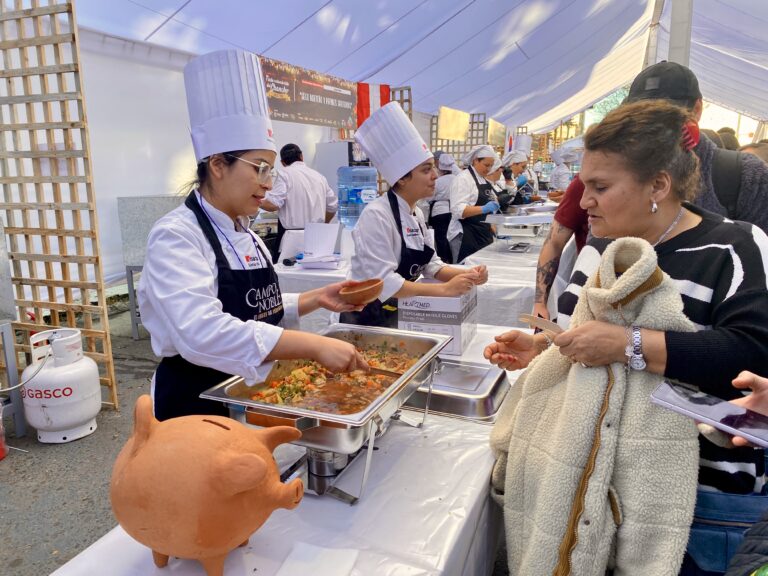 Más de 200 estudiantes de Gastronomía de INACAP Talca dirán presente en la Fiesta del Chancho 2025