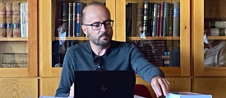 La Universidad (pública) debe resistir: hoy más que nunca. 