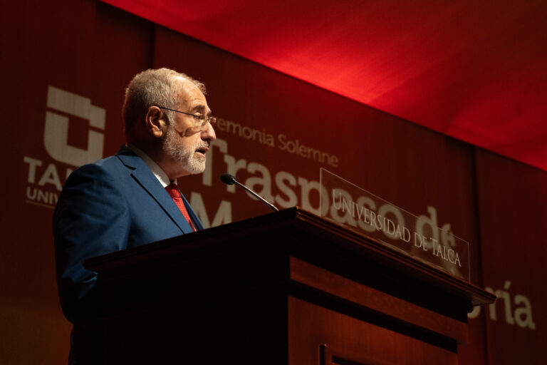 Arcadio Cerda inicia nueva etapa como rector de la Universidad de Talca